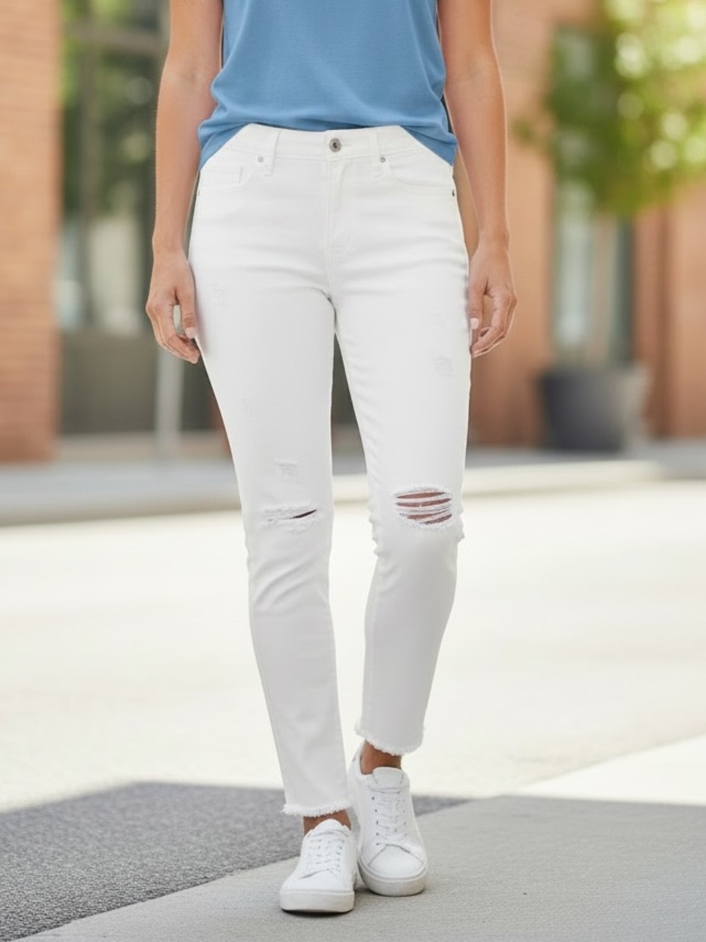 Express White Ripped Skinny Jeans for Women